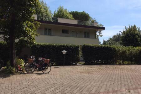 Residence Apuamare Pietrasanta Εξωτερικό φωτογραφία